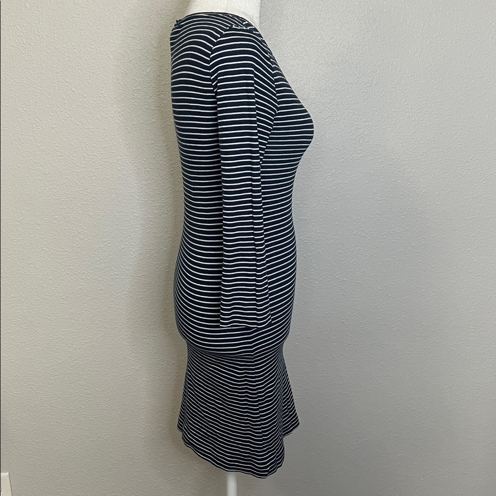 BCBG Ribbed TShirt Dress Blue/White Stripe Size Small - Picture 3 of 8